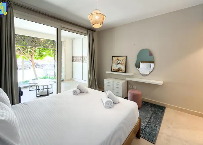 The Coral Pearl 3bdr Mangroovy Free & Pool شقة